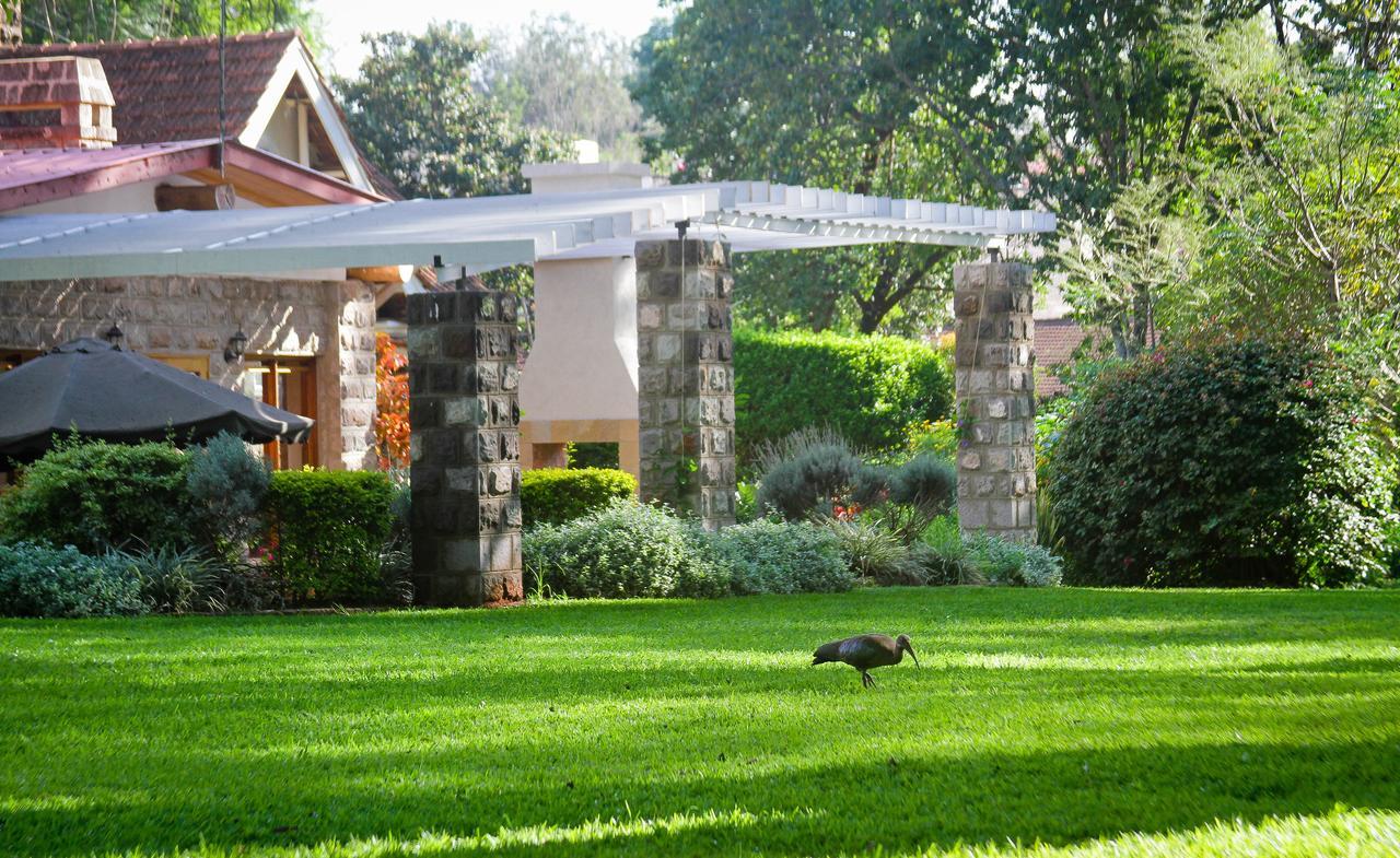 Amani Gardens Inn ナイロビ エクステリア 写真