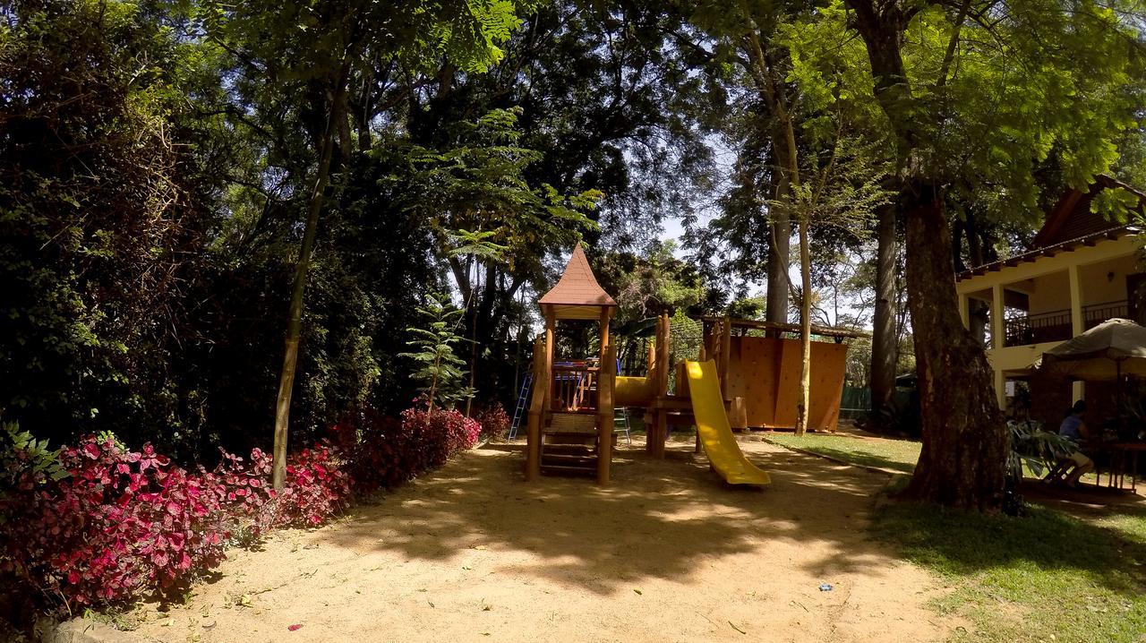 Amani Gardens Inn ナイロビ エクステリア 写真