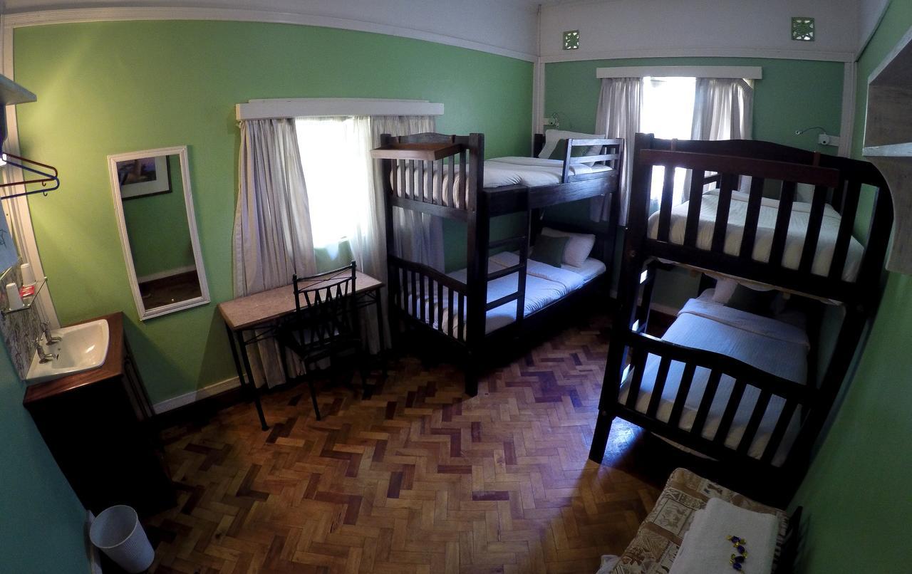 Amani Gardens Inn ナイロビ エクステリア 写真