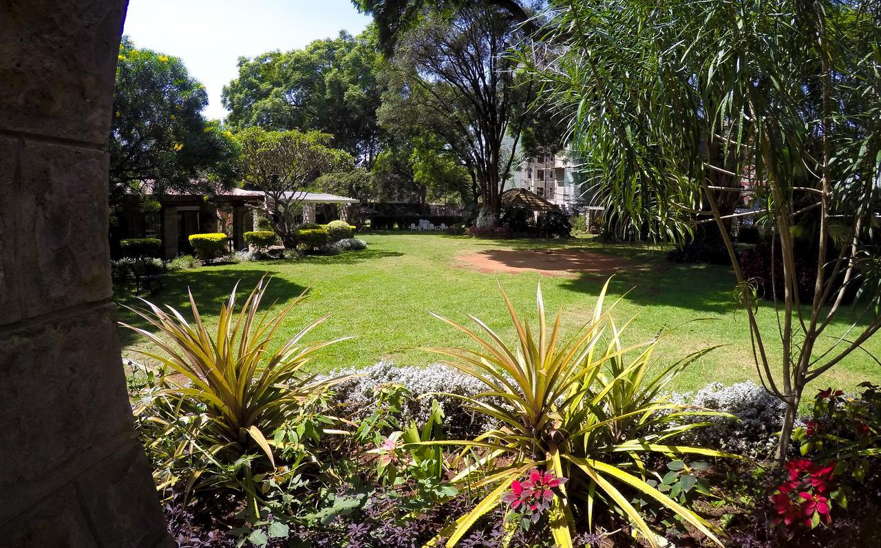 Amani Gardens Inn ナイロビ エクステリア 写真
