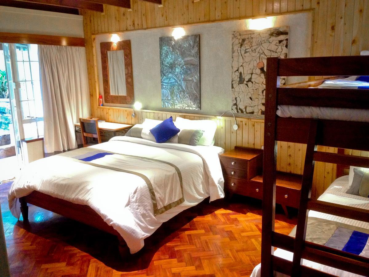 Amani Gardens Inn ナイロビ エクステリア 写真
